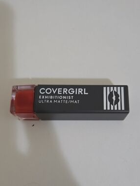 COVERGIRL Exhibitionist Ultra Matte Lipstick - Coral Red